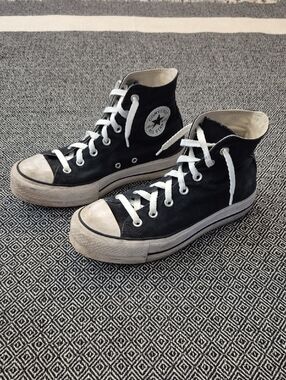 Converse Lift Hi Platform Sneakers in Black/White Size 8.5 Women's